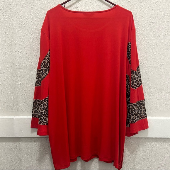 Multiples Leopard Stripe Sleeve Red Top NEW 2X - Picture 9 of 9